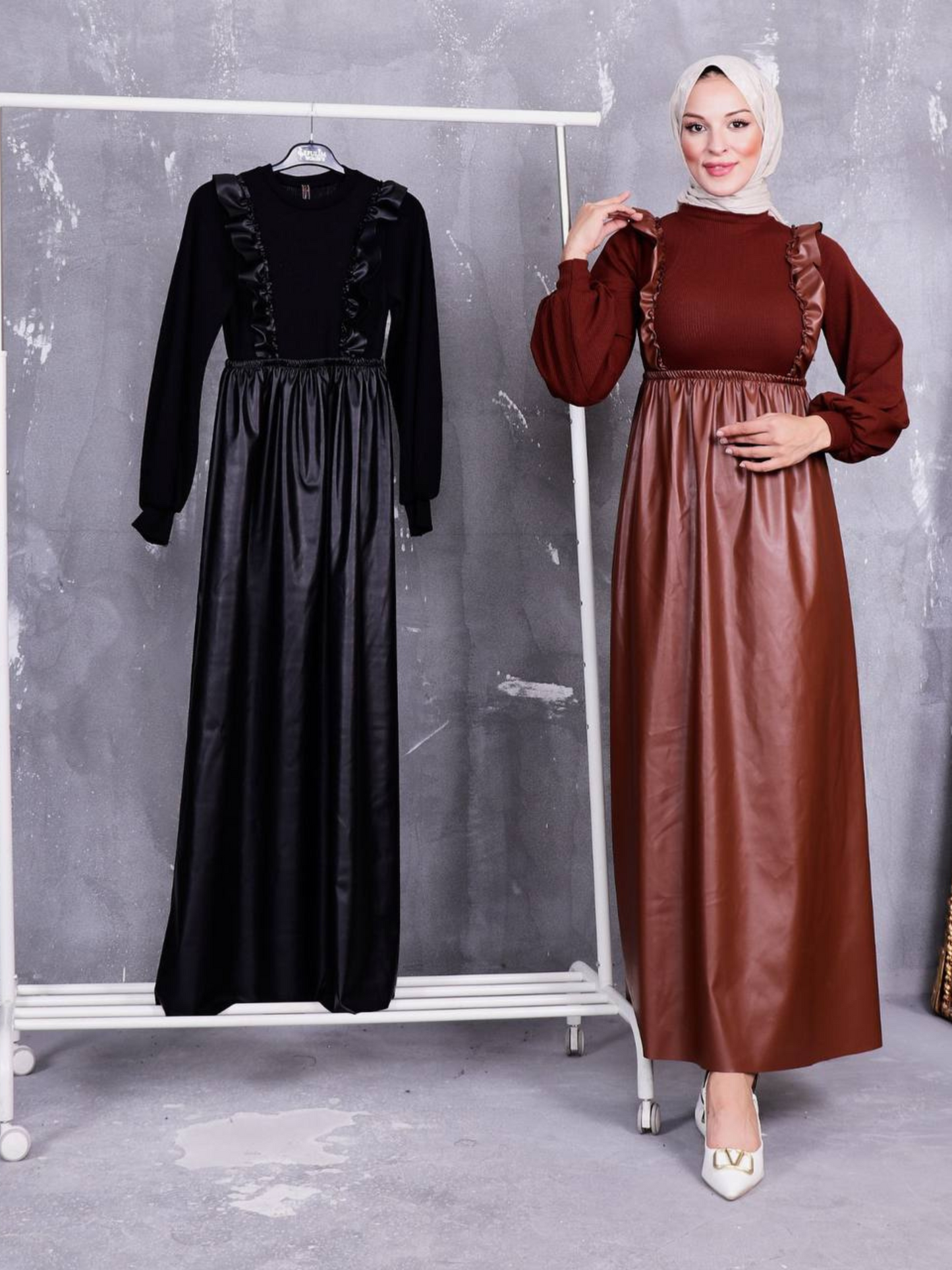 Robe à Volants en faux cuir Réf T0833