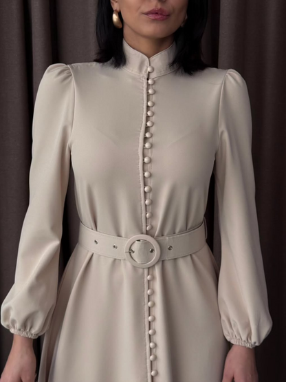 Robe longue ceinturée avec boutons REF52025