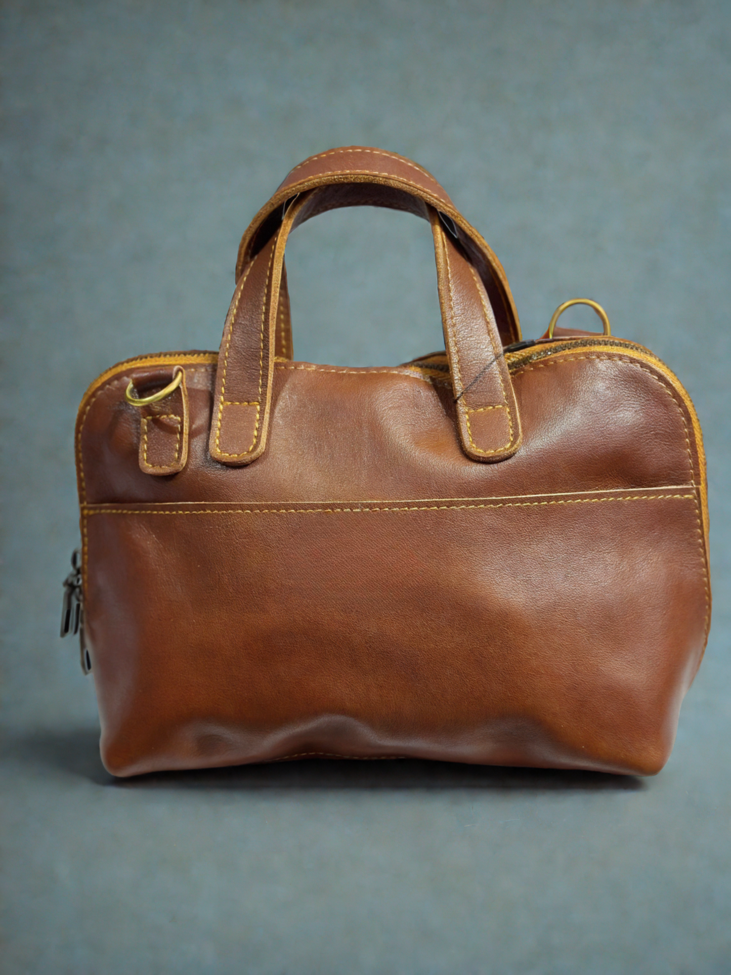 Sac à main en cuir veritable