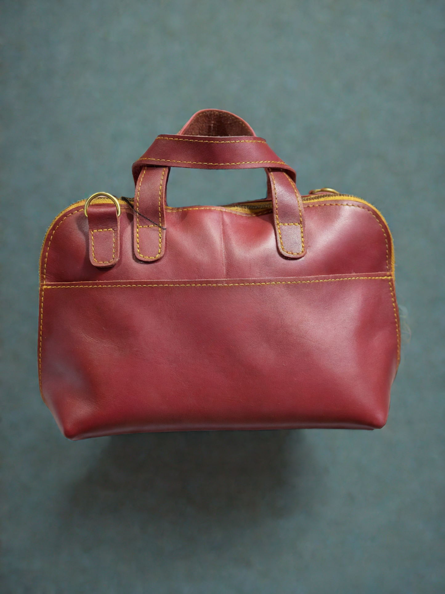 Sac à main en cuir veritable