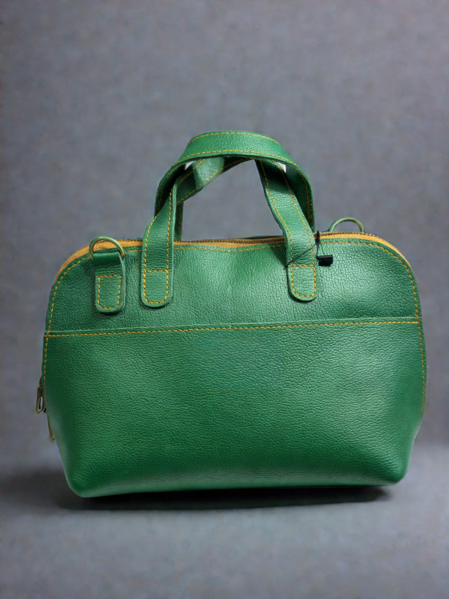 Sac à main en cuir veritable