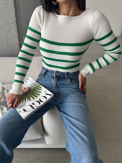 Pull Ajusté Rayé à col rond Taille Standard RéfSH10