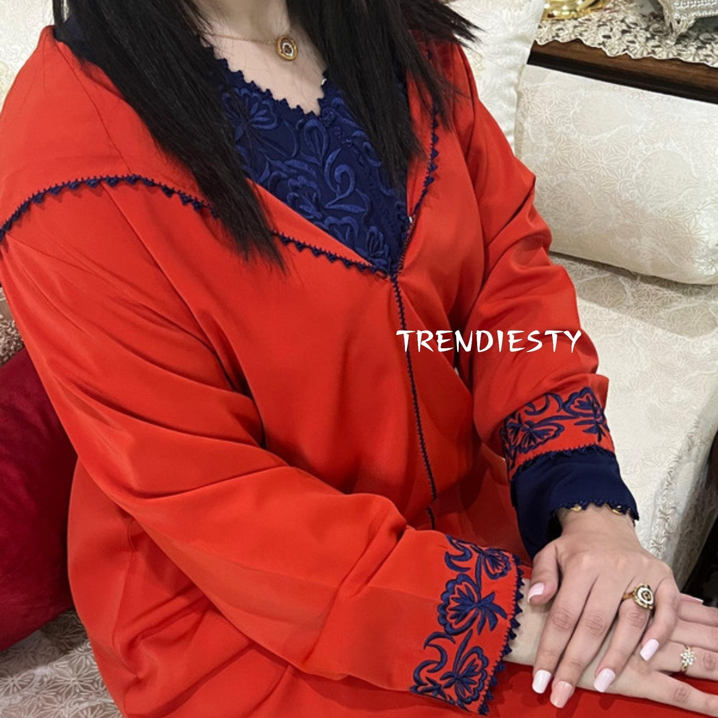 جلابة من قطعتين مصنوعة من الكريب الرائع - TRENDIESTY