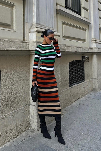 Robe Midi en Tricot à Rayures Colorées Réf2504
