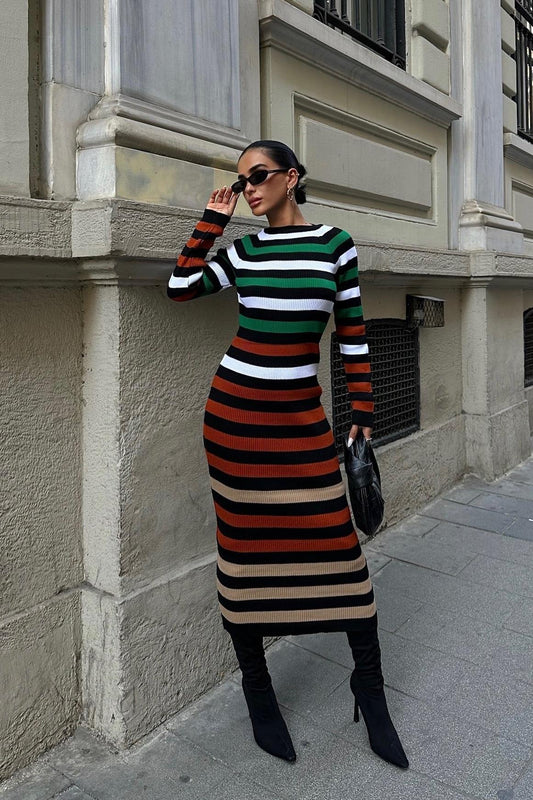 Robe Midi en Tricot à Rayures Colorées Réf2504