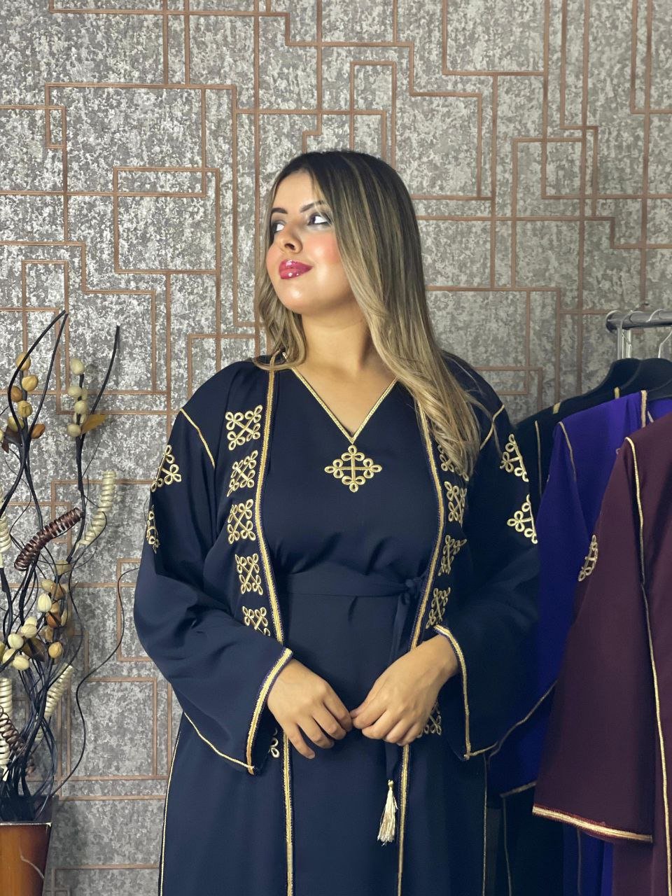 كيمونو بقطعتين مع بلغة فاسية مطروزة - TRENDIESTY