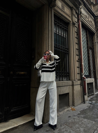 Ensemble tricoté élégant avec détails rayés Taille Standard Réf9977