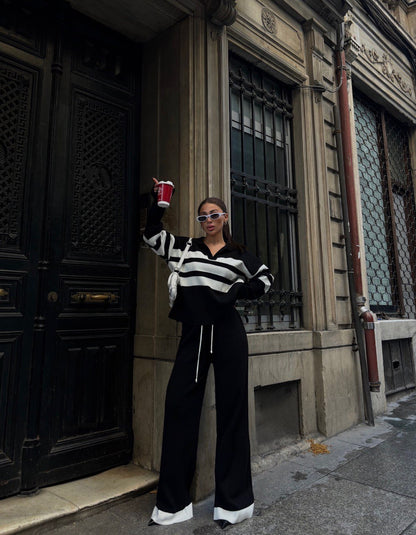 Ensemble tricoté élégant avec détails rayés Taille Standard Réf9977